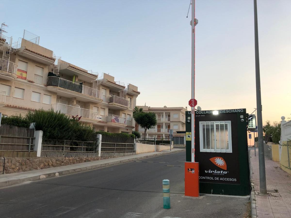 Apartamento Maria Isabel En Los Collados Golf - Aguilas Bagian luar foto