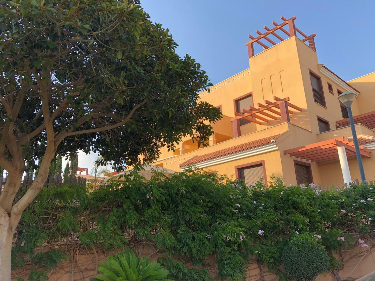 Apartamento Maria Isabel En Los Collados Golf - Aguilas Bagian luar foto